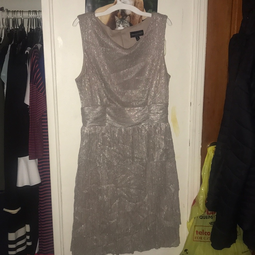 Gold sleeveless dress